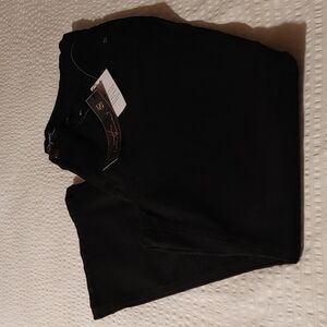 DG2 Women's Black Jeans 16WP NWT